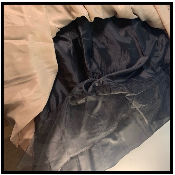 J.R. Nites byCarol Lin Fit & Flare Black Lace / Champagne Cocktail Dress [Sz 14] - Picture 4 of 13